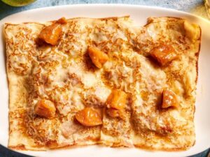 Crêpe pommes caramélisées et caramel