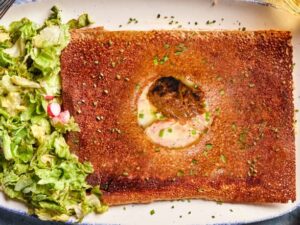 Galette Eugène : Andouille, emmental